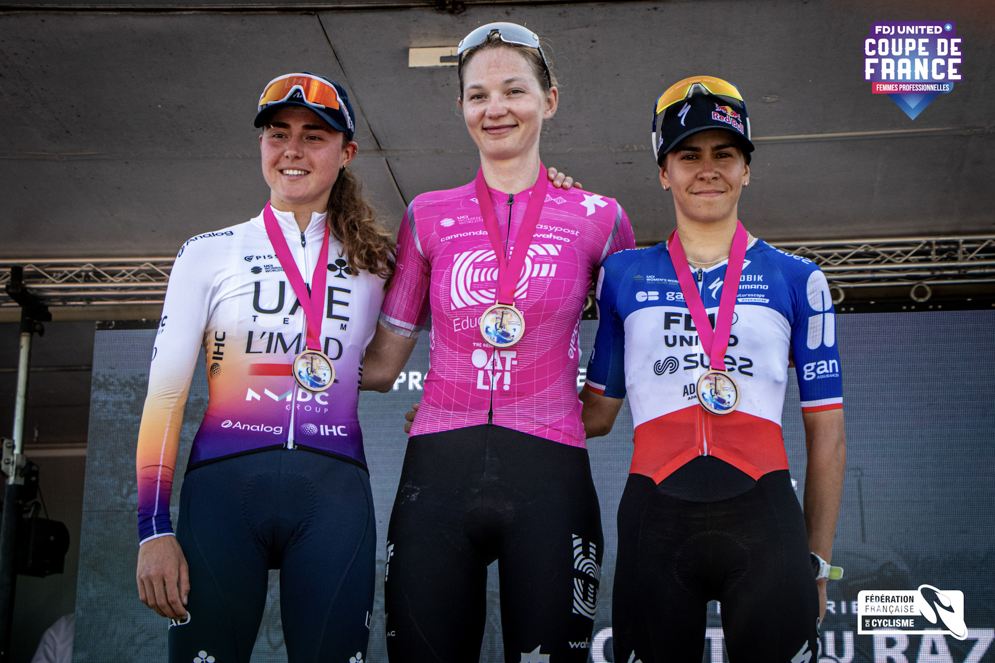 Paula Blasi takes second place at the Pointe du Raz...
